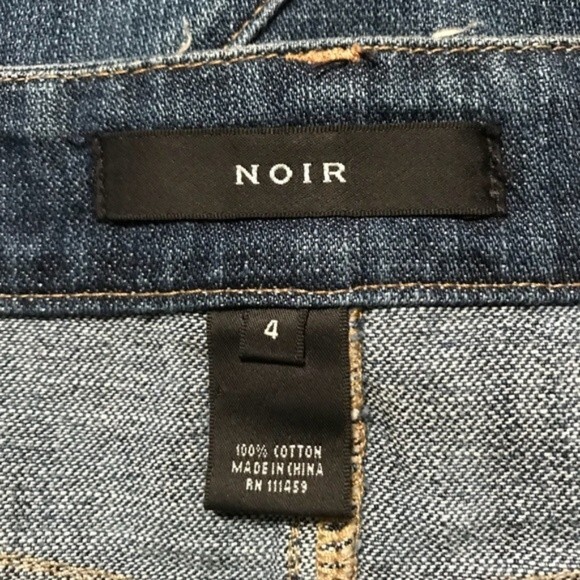 NOIR Size 4 Blue Denim Jean Mini Skirt Asymmetrical Lines Raw Hem Zipper Button - Picture 5 of 6